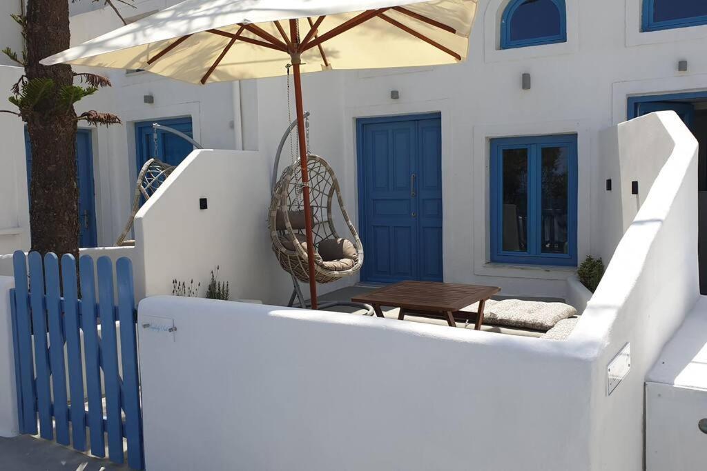 Euphoria Suites & Deluxe Studios Fira  Exterior foto