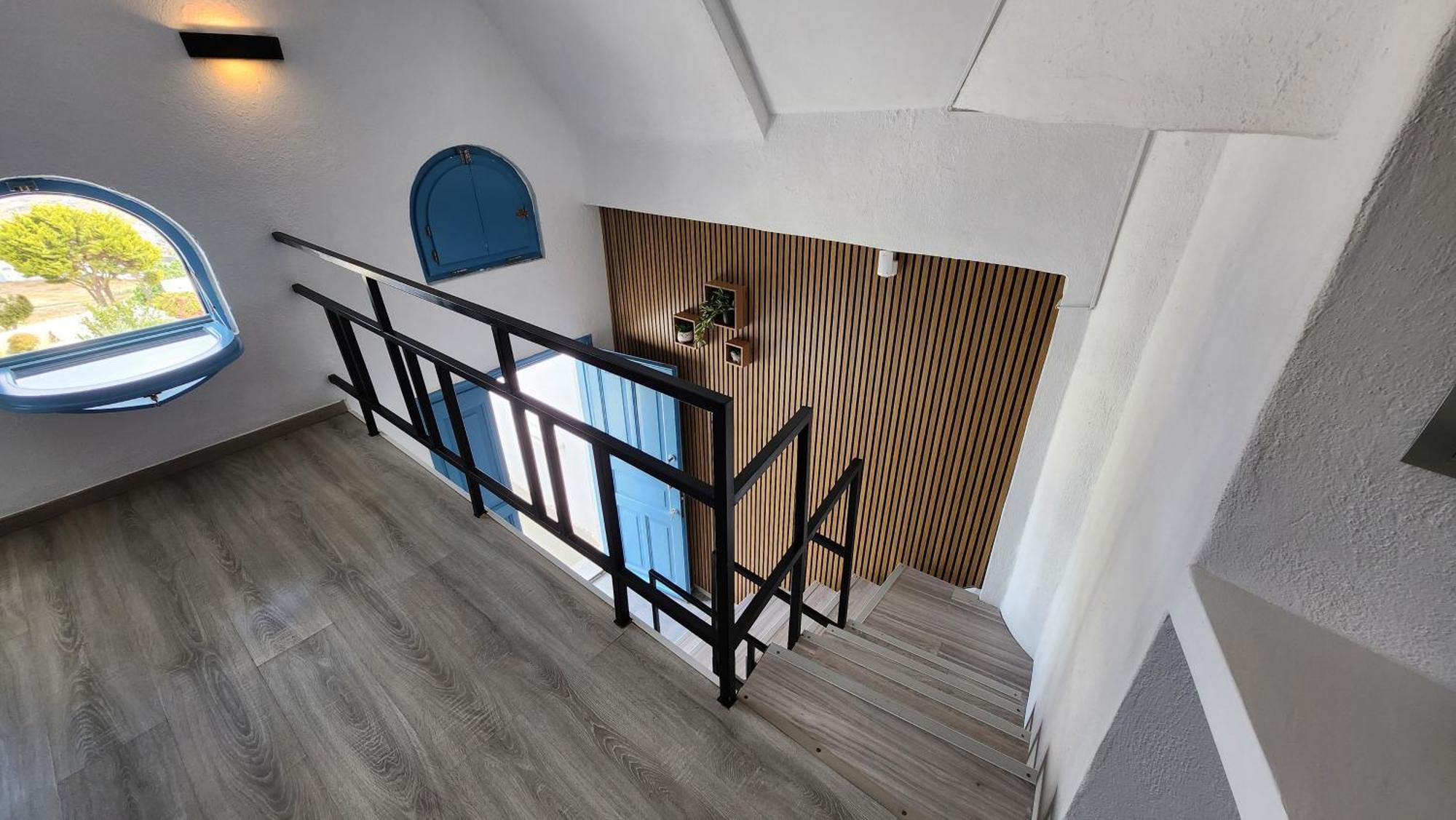 Euphoria Suites & Deluxe Studios Fira  Exterior foto