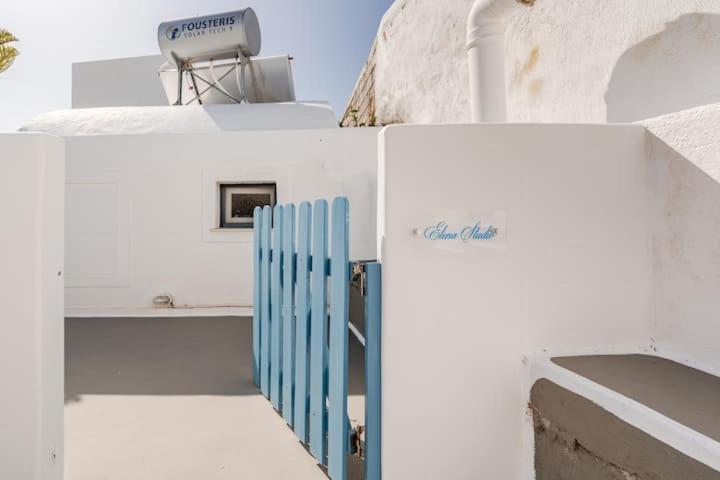 Euphoria Suites & Deluxe Studios Fira  Exterior foto