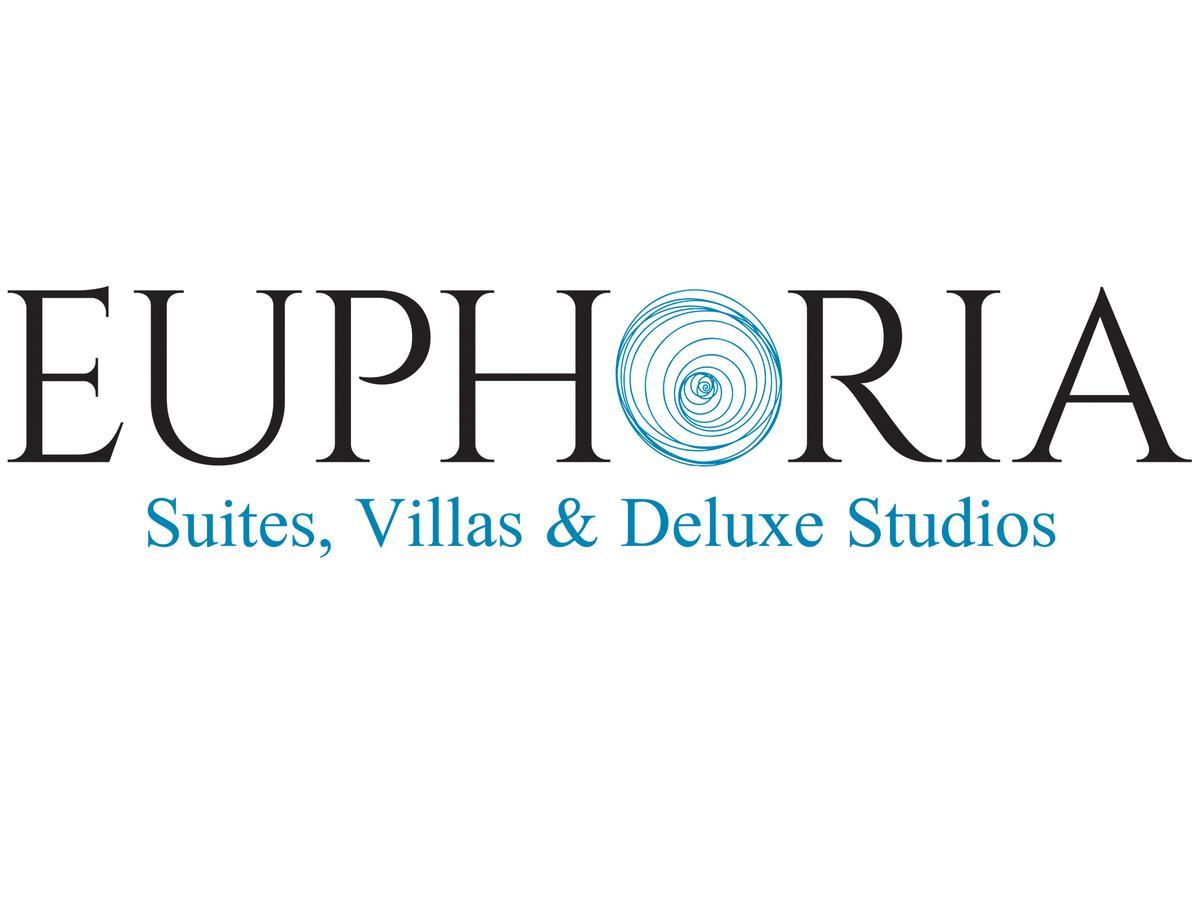 Euphoria Suites & Deluxe Studios Fira  Exterior foto